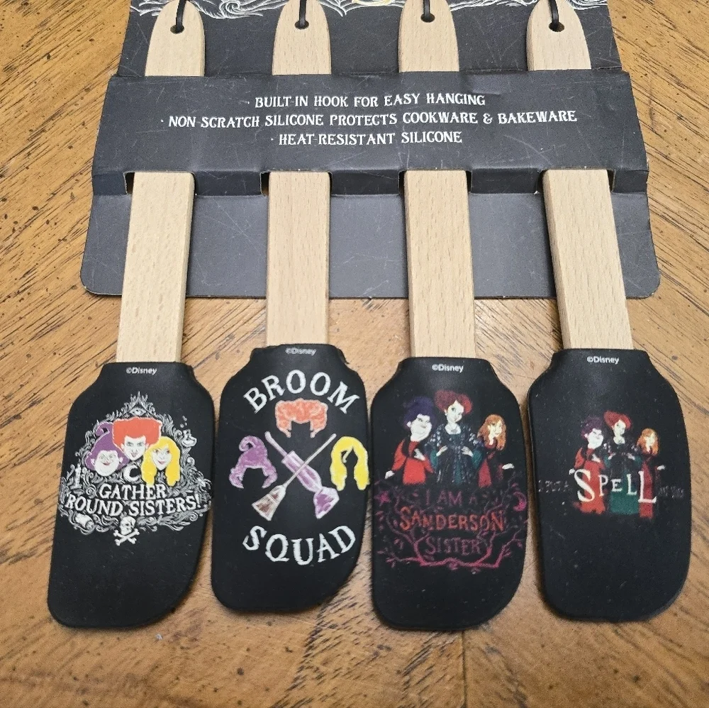 Disney Hocus Pocus Sanderson Sisters Witch Mini Spatula 4 Piece Set NEW
